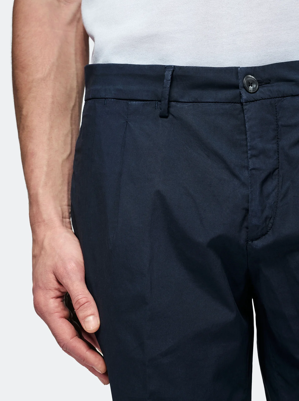Pantalone con pence in cotone popeline - Image 2